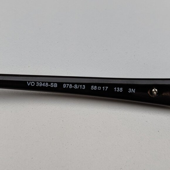 🕶️Vogue VO3948-SB Women's Sunglasses with Case /EUB341🕶️​ - Picture 6 of 11